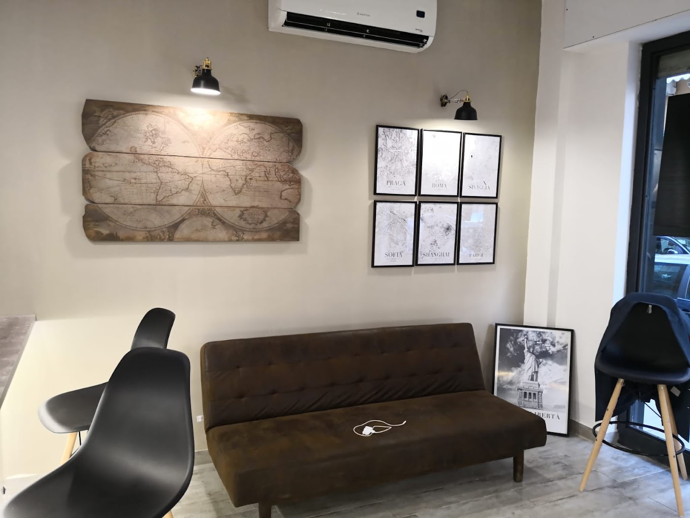 9070992D-C149-4F9E-99D2-BC7853C1B2EB